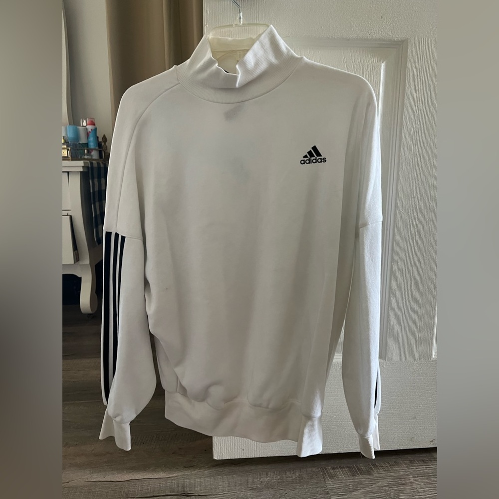 Adidas sweatshirt in Small